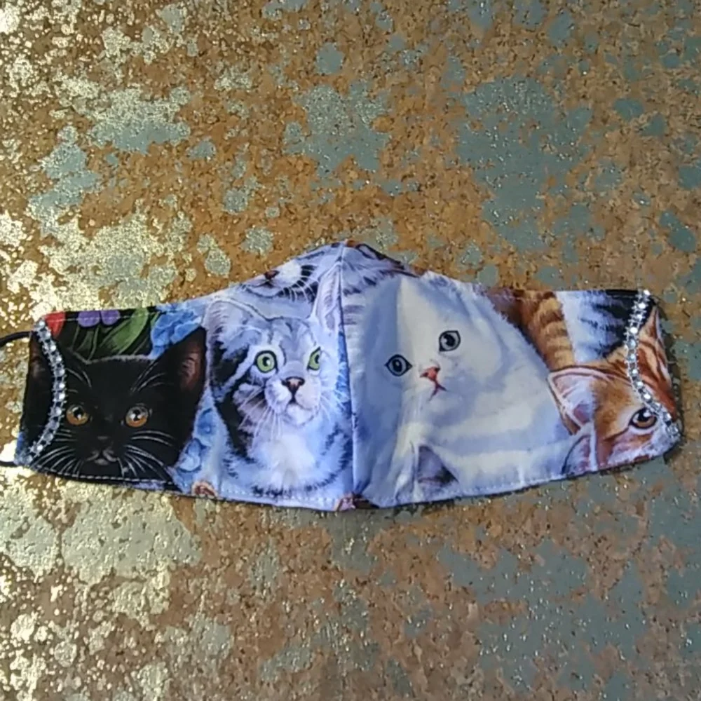 WOMEN’S “PURRRFECTLY ADORABLE” KITTEN COTTON MASK